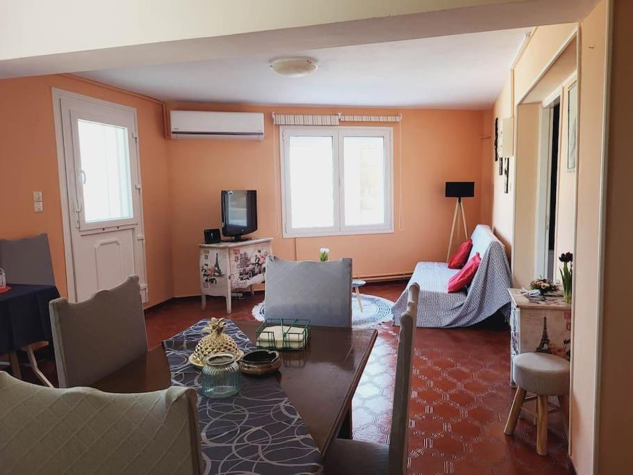 Afentis Apartment Agia Ermioni Extérieur photo