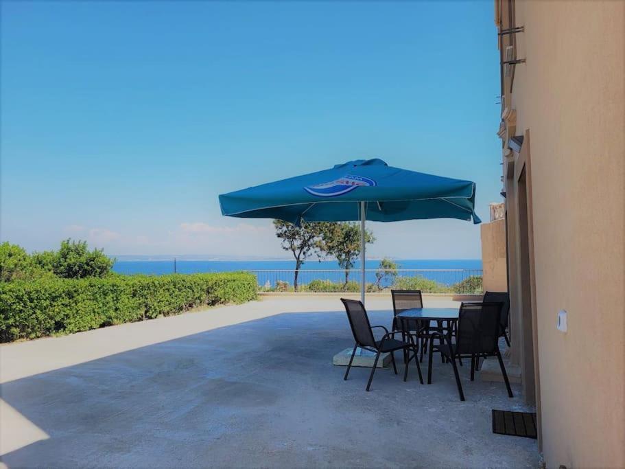 Afentis Apartment Agia Ermioni Extérieur photo