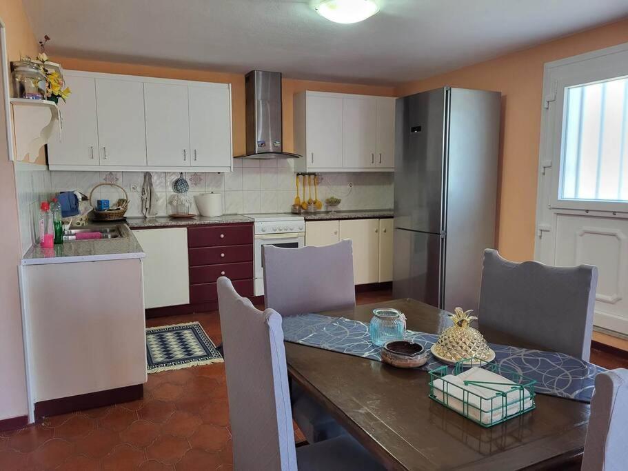Afentis Apartment Agia Ermioni Extérieur photo