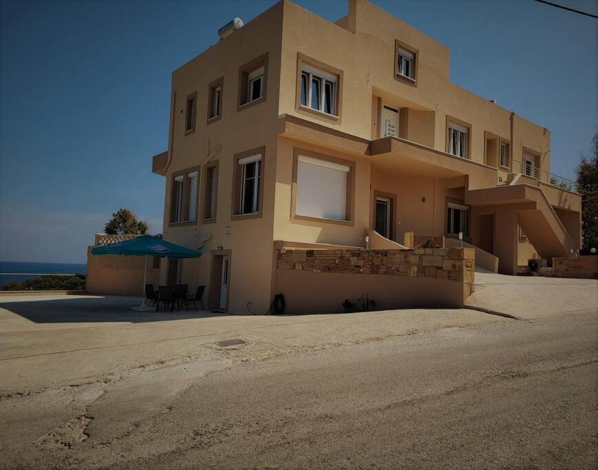 Afentis Apartment Agia Ermioni Extérieur photo