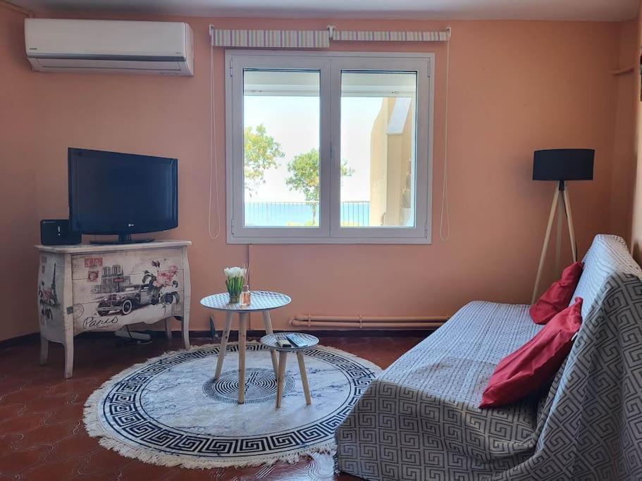 Afentis Apartment Agia Ermioni Extérieur photo